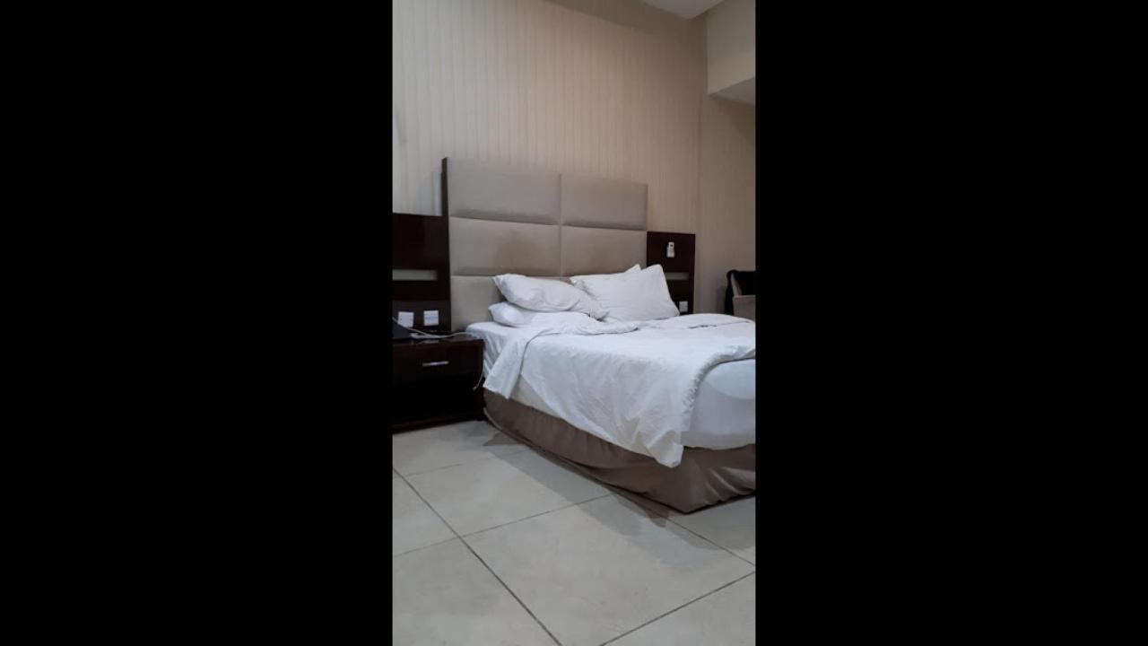 Room In Lodge - Full Moon Hotel Оверри Экстерьер фото